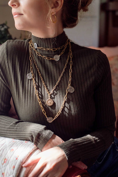8 Ways to Layer Your Jewelry This Fall