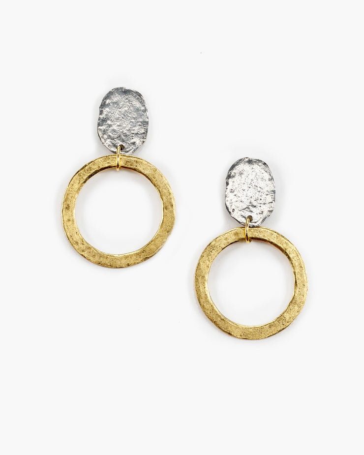 Oval post top earring with medium hammered circle dangle. Medium Hammered Circle Post Top Earring (ER497) Handmade in Frisco Texas, Julio Designs