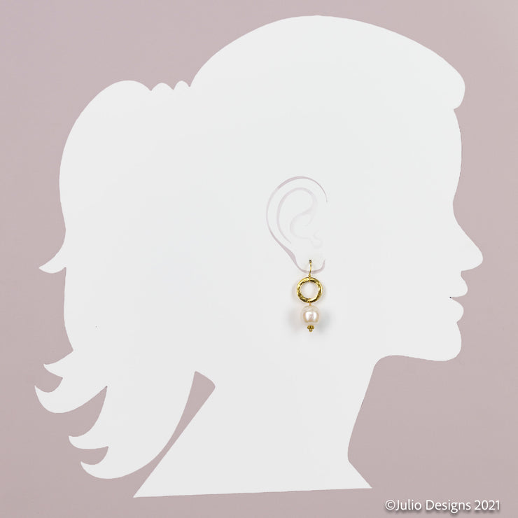 Hammered Circle and Freshwater Pearl Drop Earring (ER565)
