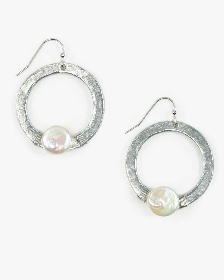 ☆TATIANA☆ Mono Pearl Hoop Earrings EC1478 846c4f5da5bf460ca4eb73e7659365